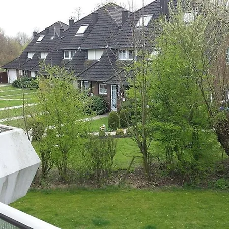 2000 In Tossens Lejlighed *